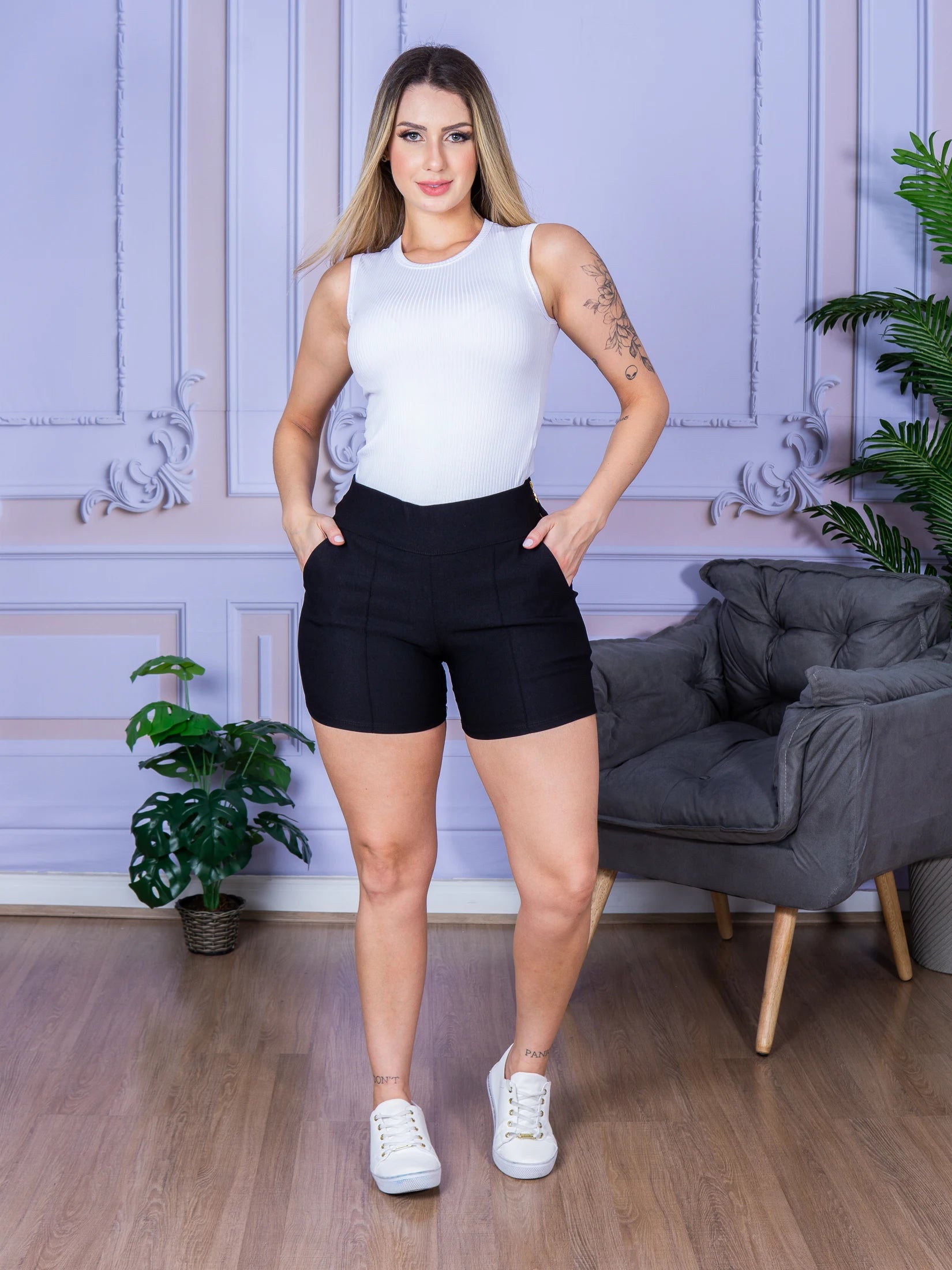 Women's Short Short with Pocket